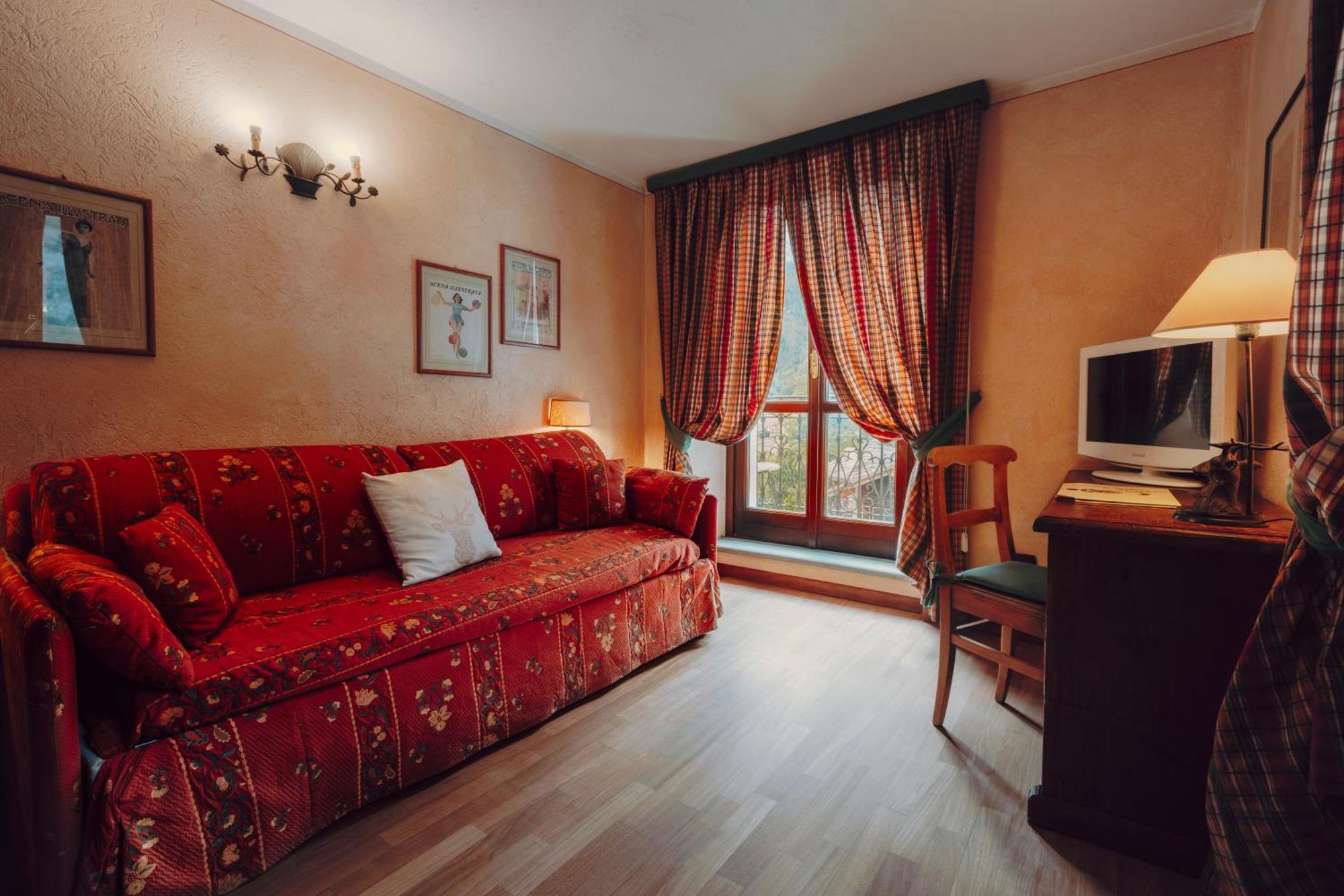 Villa Novecento Romantic Hotel - Estella Hotel Collection & Experience 쿠르마예 외부 사진